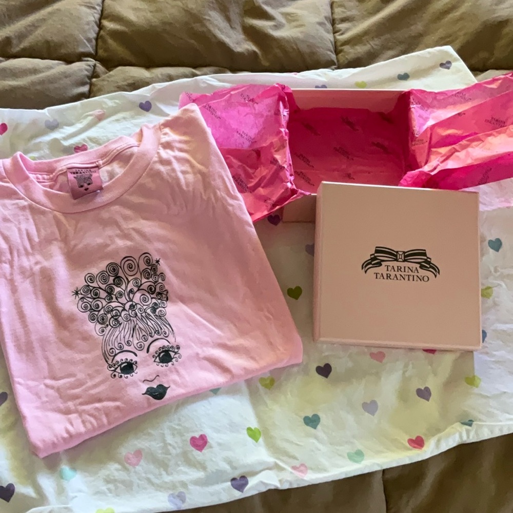 VINTAGE TARINA TARANTINO PINK 15 YEAR ANNIVERSARY TEE